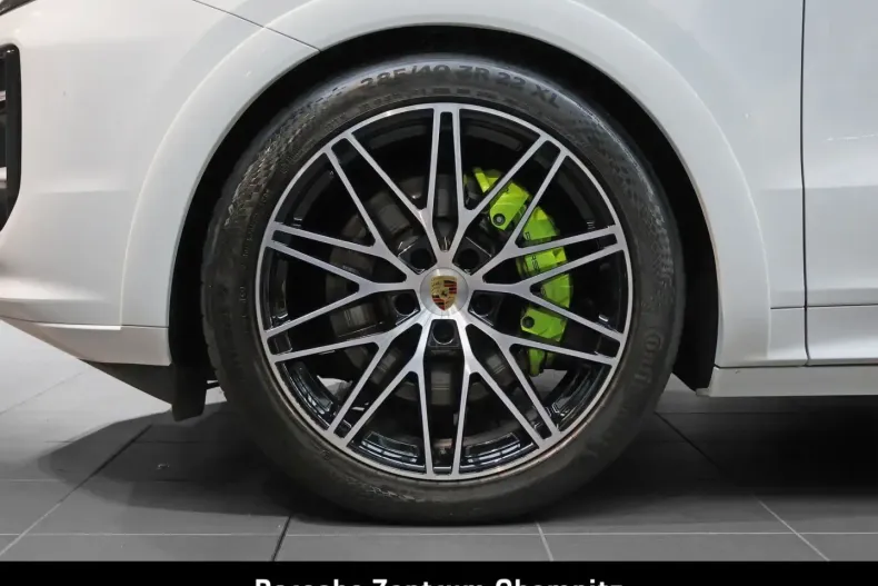 Porsche Cayenne din 2024 cu 28.590 km - oferta POR105254 - foto 6