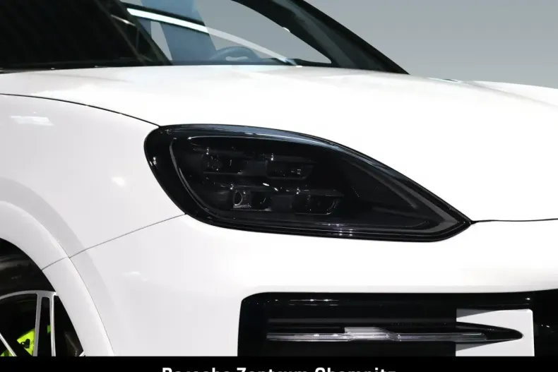 Porsche Cayenne din 2024 cu 28.590 km - oferta POR105254 - foto 33