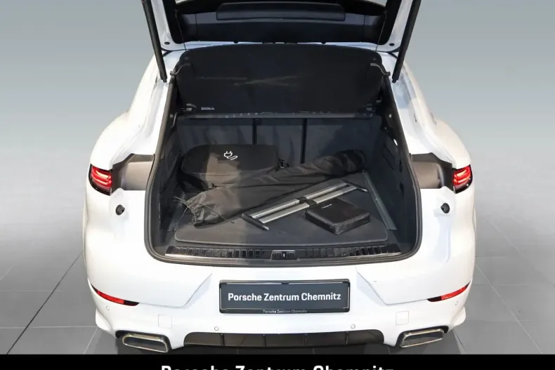 Porsche Cayenne din 2024 cu 28.590 km - oferta POR105254 - foto 37