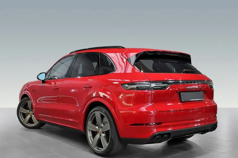 Porsche Cayenne din 2022 cu 23.719 km - oferta POR105255 - foto 5