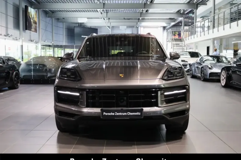 Porsche Cayenne din 2024 cu 29.820 km - oferta POR105256 - foto 4