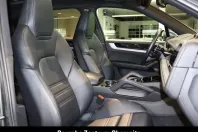 Porsche Cayenne din 2024 cu 29.820 km - oferta POR105256 - foto 14