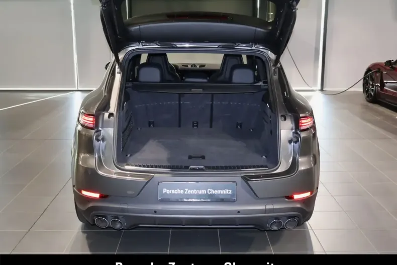 Porsche Cayenne din 2024 cu 29.820 km - oferta POR105256 - foto 24