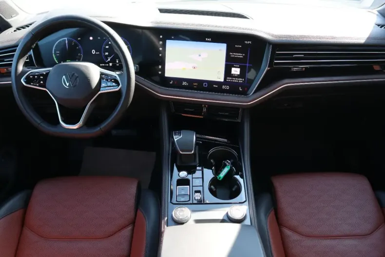 Volkswagen Touareg din 2023 cu 56.089 km - oferta VOL105262 - foto 7