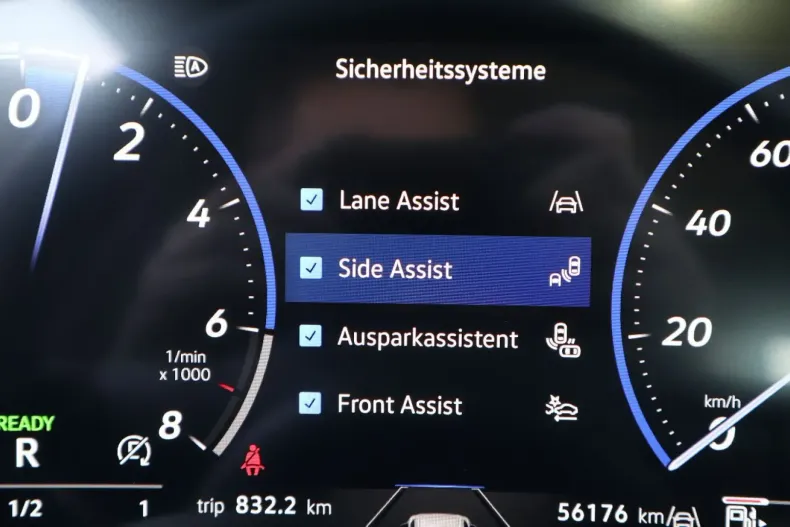 Volkswagen Touareg din 2023 cu 56.089 km - oferta VOL105262 - foto 10