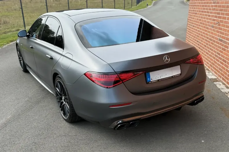 Mercedes-Benz S 63 AMG din 2024 cu 8.770 km - oferta MER105265 - foto 4