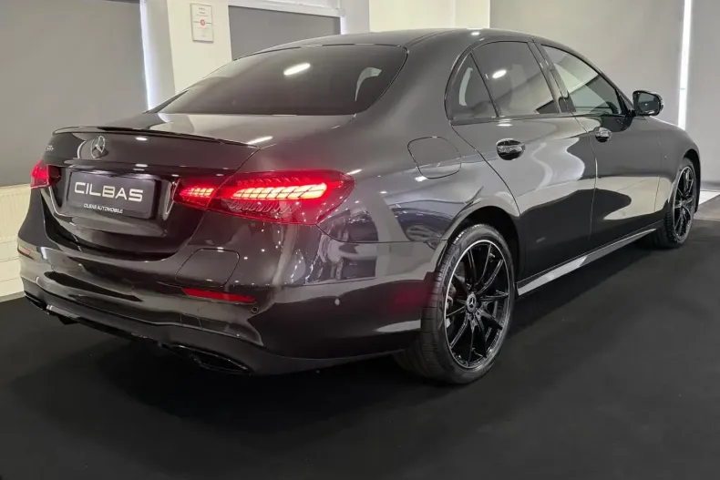 Mercedes-Benz E 300 din 2023 cu 18.910 km - oferta MER105268 - foto 5