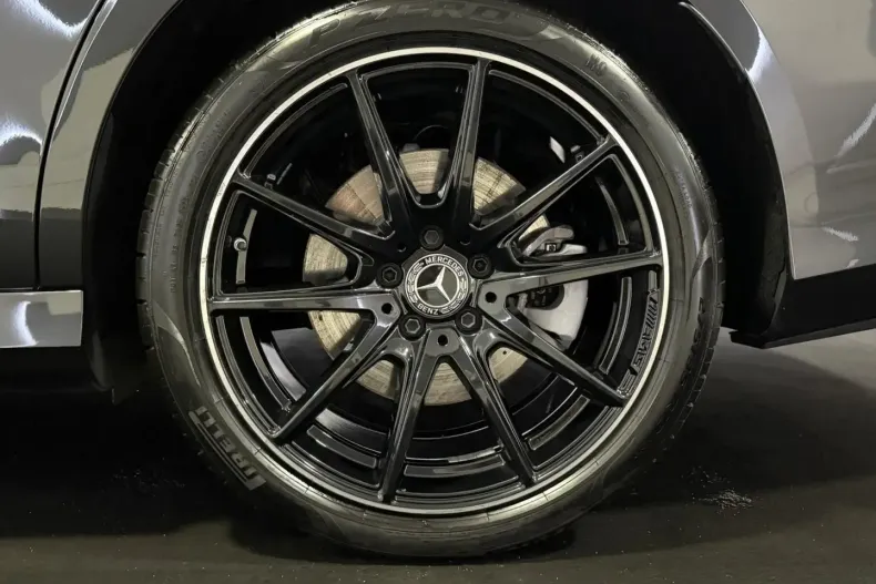 Mercedes-Benz E 300 din 2023 cu 18.910 km - oferta MER105268 - foto 12