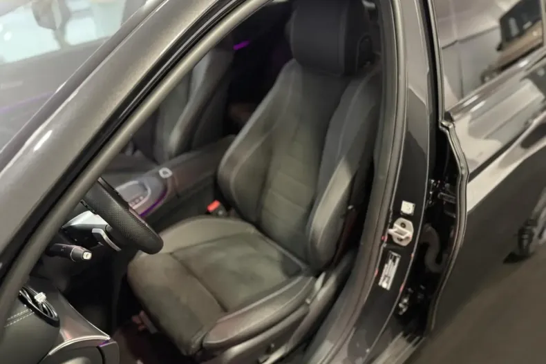 Mercedes-Benz E 300 din 2023 cu 18.910 km - oferta MER105268 - foto 18