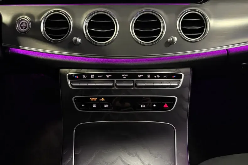 Mercedes-Benz E 300 din 2023 cu 18.910 km - oferta MER105268 - foto 24