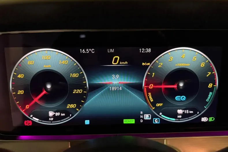 Mercedes-Benz E 300 din 2023 cu 18.910 km - oferta MER105268 - foto 28