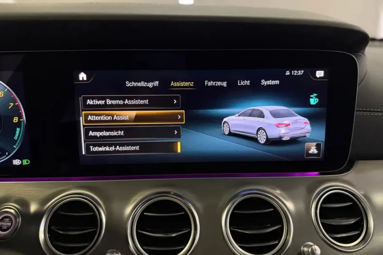 Mercedes-Benz E 300 din 2023 cu 18.910 km - oferta MER105268 - foto 29