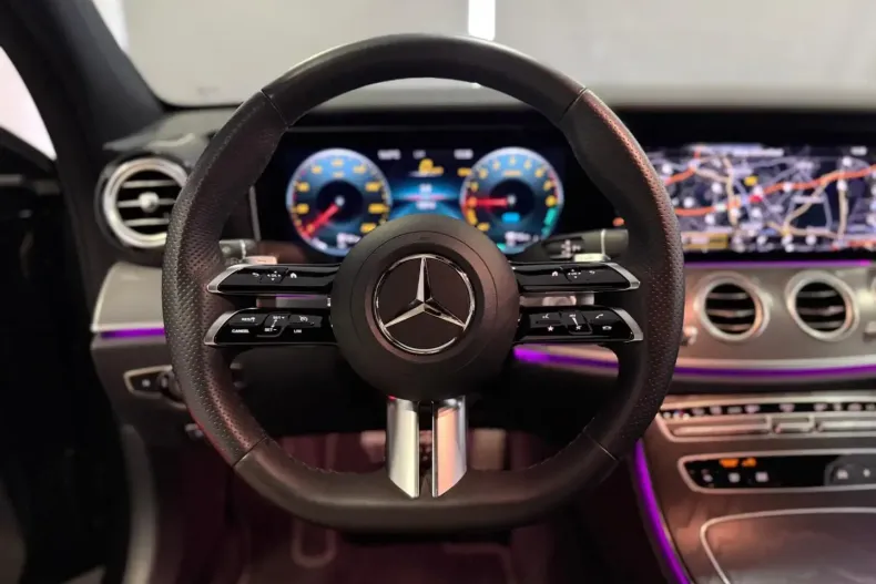 Mercedes-Benz E 300 din 2023 cu 18.910 km - oferta MER105268 - foto 33