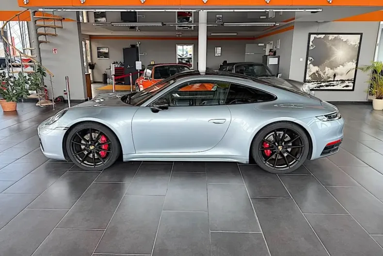 Porsche 992 din 2020 cu 45.000 km - oferta POR105280 - foto 2