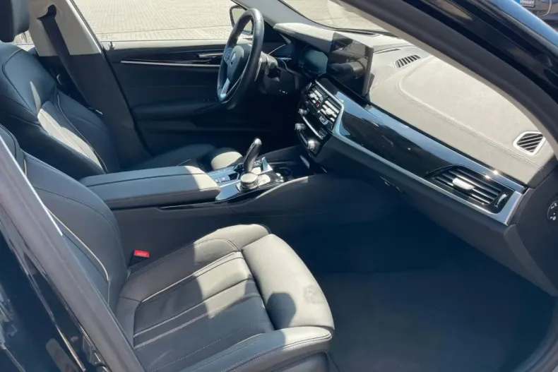 BMW 530 din 2024 cu 43.600 km - oferta BMW105282 - foto 5