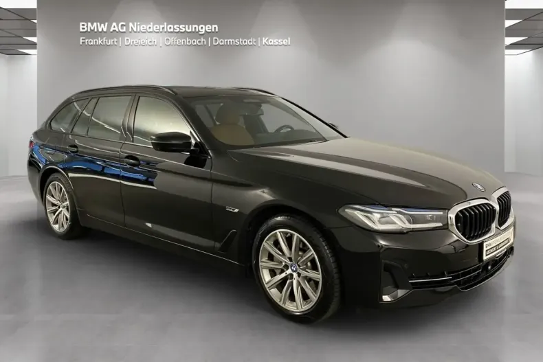 BMW 530 din 2022 cu 80.711 km - oferta BMW105284 - foto 1