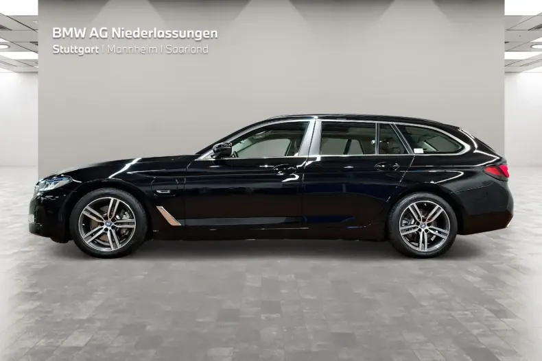 BMW 530 din 2022 cu 63.183 km - oferta BMW105285 - foto 3