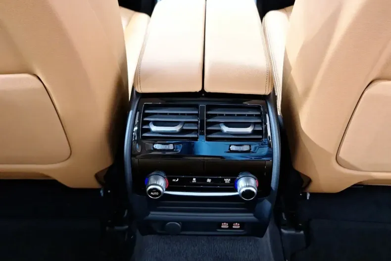 BMW 530 din 2022 cu 63.183 km - oferta BMW105285 - foto 17