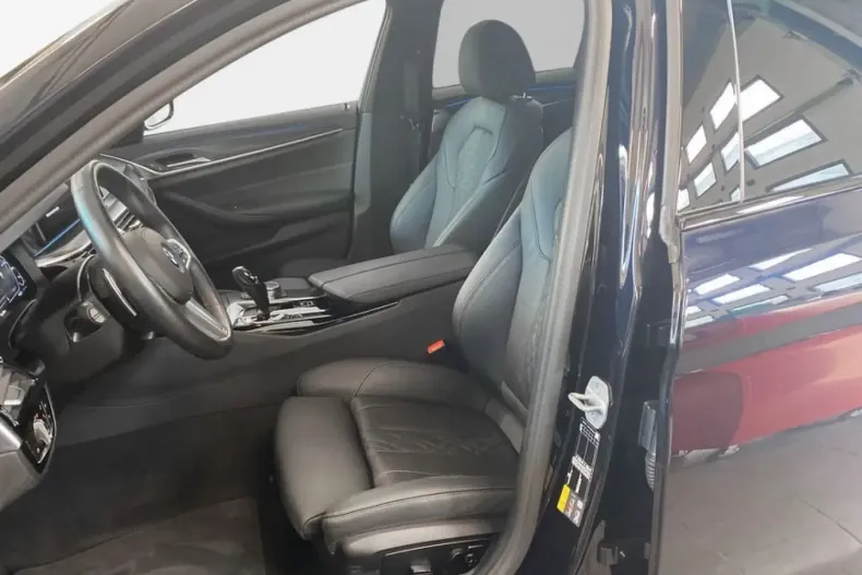 BMW 530 din 2023 cu 31.912 km - oferta BMW105286 - foto 10