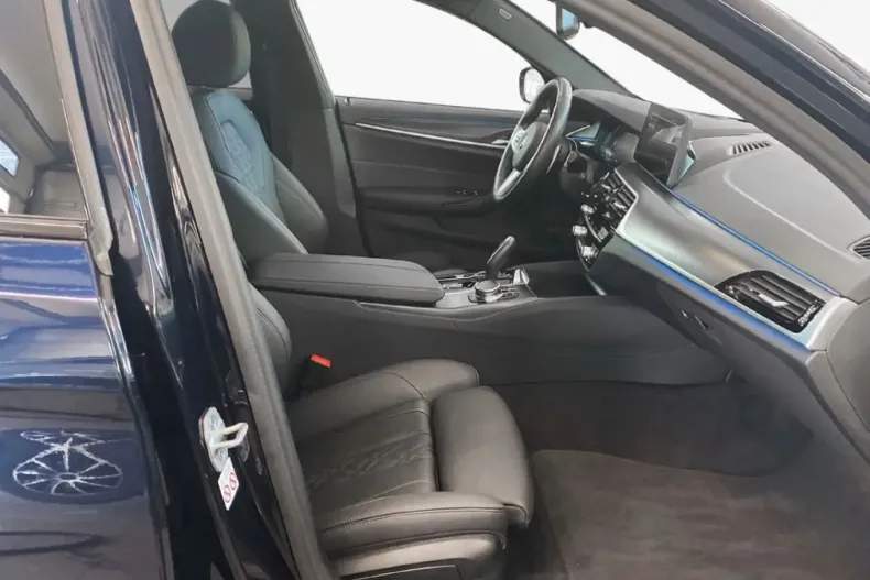 BMW 530 din 2023 cu 31.912 km - oferta BMW105286 - foto 12