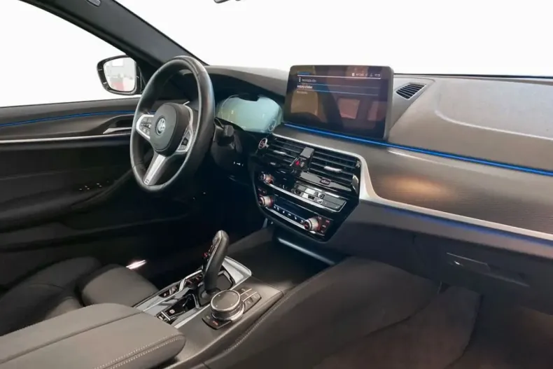 BMW 530 din 2023 cu 31.912 km - oferta BMW105286 - foto 15