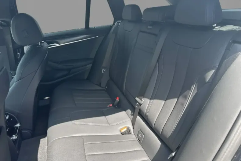 BMW 530 din 2022 cu 36.509 km - oferta BMW105287 - foto 11