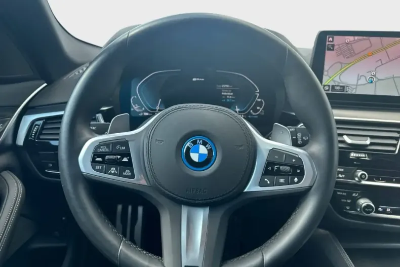 BMW 530 din 2022 cu 36.509 km - oferta BMW105287 - foto 17