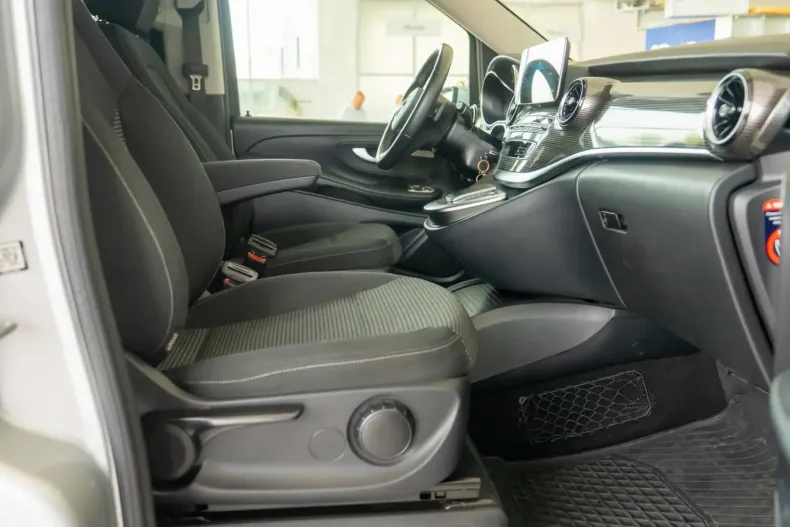 Mercedes-Benz V 250 din 2021 cu 86.693 km - oferta MER105296 - foto 14