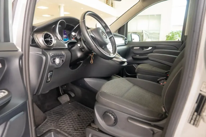 Mercedes-Benz V 250 din 2021 cu 86.693 km - oferta MER105296 - foto 15