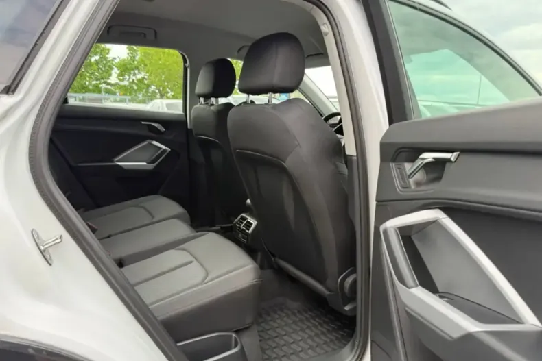 Audi Q3 din 2023 cu 24.200 km - oferta AUD105299 - foto 9