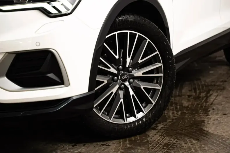 Audi Q3 din 2023 cu 24.100 km - oferta AUD105300 - foto 5