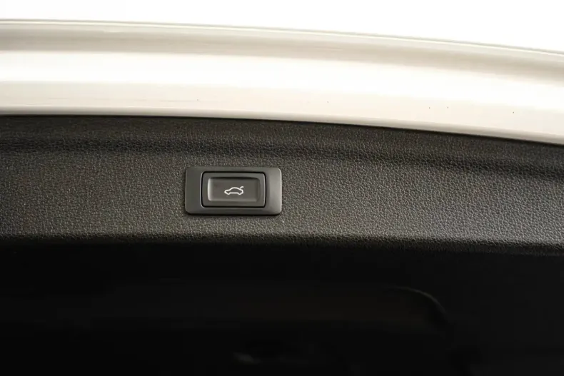 Audi Q3 din 2023 cu 24.100 km - oferta AUD105300 - foto 20