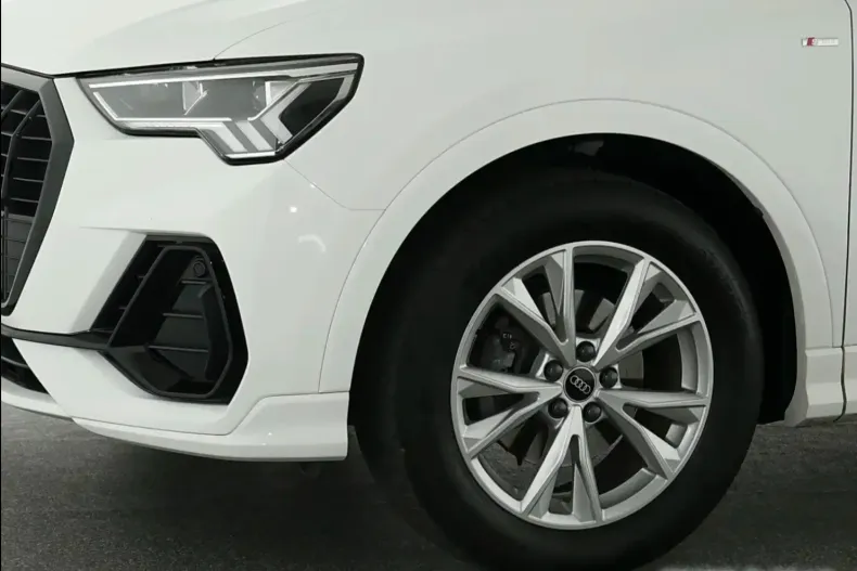 Audi Q3 din 2023 cu 66.700 km - oferta AUD105301 - foto 6