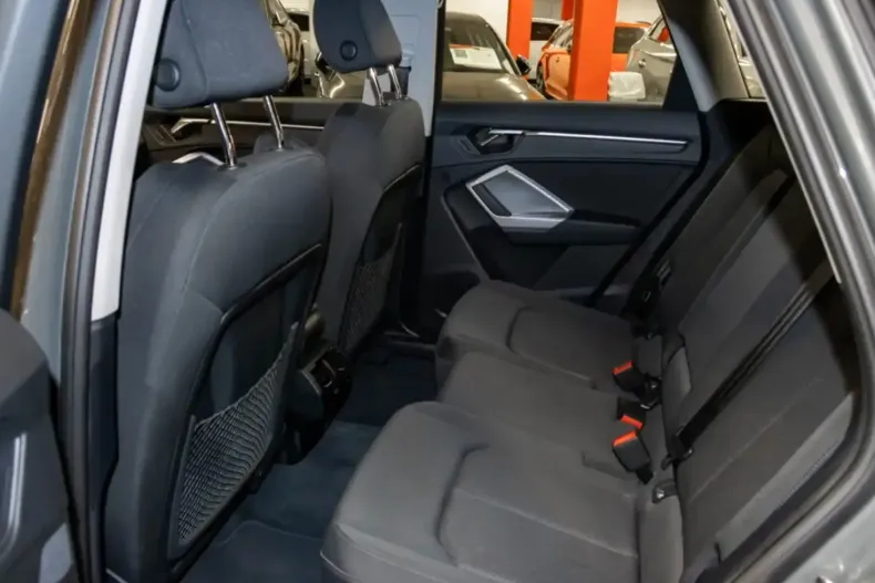 Audi Q3 din 2023 cu 58.100 km - oferta AUD105303 - foto 10