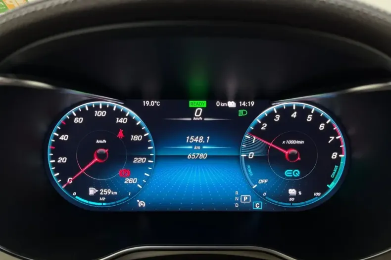 Mercedes-Benz GLC 300 din 2021 cu 65.780 km - oferta MER105310 - foto 17