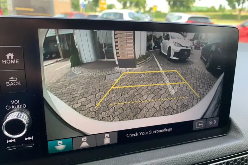 Honda Civic din 2024 cu 14.990 km - oferta HON105319 - foto 8