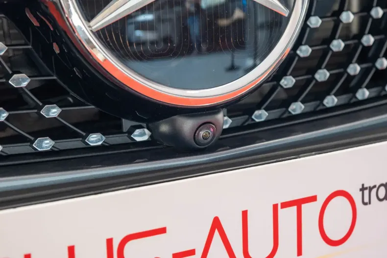 Mercedes-Benz GLC 300 din 2020 cu 107.500 km - oferta MER105325 - foto 2