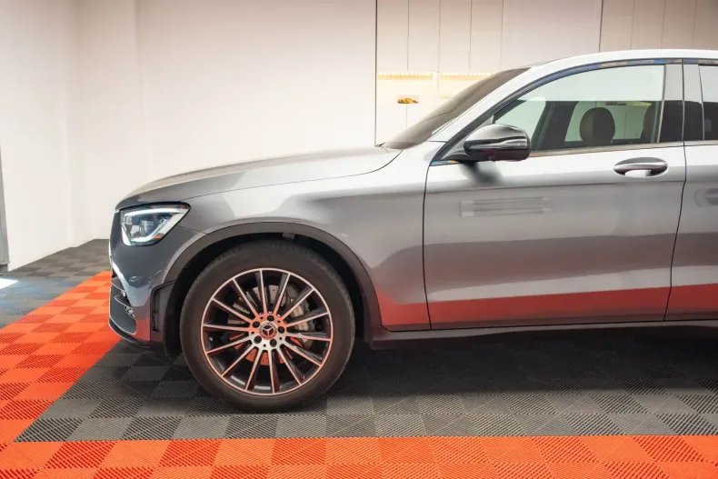 Mercedes-Benz GLC 300 din 2020 cu 107.500 km - oferta MER105325 - foto 5