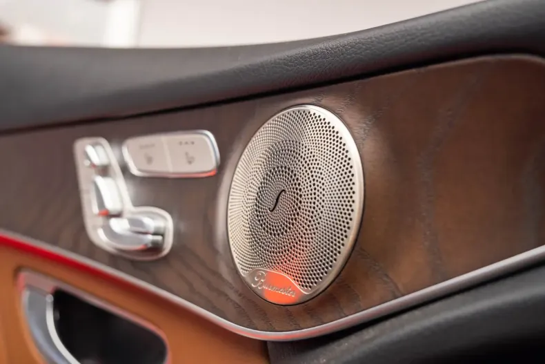 Mercedes-Benz GLC 300 din 2020 cu 107.500 km - oferta MER105325 - foto 26