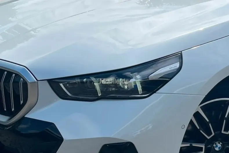 BMW 520 din 2024 cu 27.292 km - oferta BMW105330 - foto 8