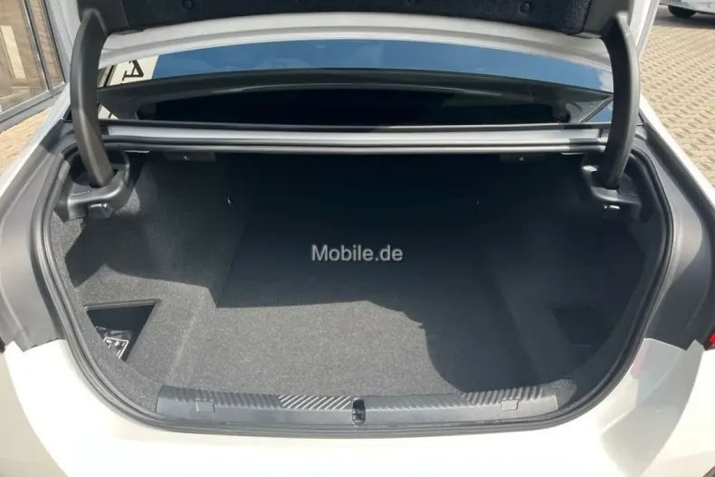 BMW 520 din 2024 cu 27.292 km - oferta BMW105330 - foto 10