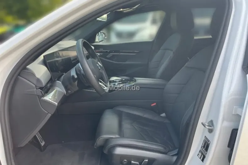 BMW 520 din 2024 cu 27.292 km - oferta BMW105330 - foto 11