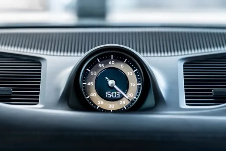 Porsche Cayenne din 2024 cu 1.532 km - oferta POR105332 - foto 6