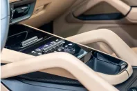 Porsche Cayenne din 2024 cu 1.532 km - oferta POR105332 - foto 8