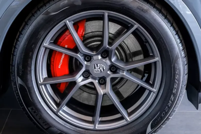 Porsche Cayenne din 2024 cu 1.532 km - oferta POR105332 - foto 13