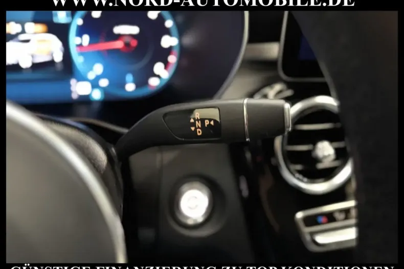 Mercedes-Benz GLC 220 din 2020 cu 98.200 km - oferta MER105339 - foto 16