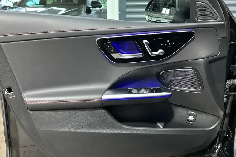 Mercedes-Benz C 43 AMG din 2024 cu 17.260 km - oferta MER105345 - foto 12