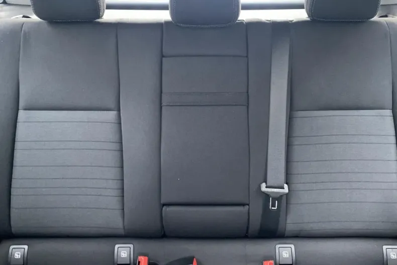 Mercedes-Benz GLC 300 din 2021 cu 34.614 km - oferta MER105346 - foto 13