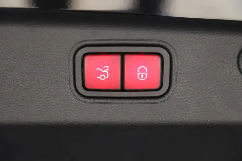 Mercedes-Benz CLS 450 din 2022 cu 54.021 km - oferta MER105350 - foto 46