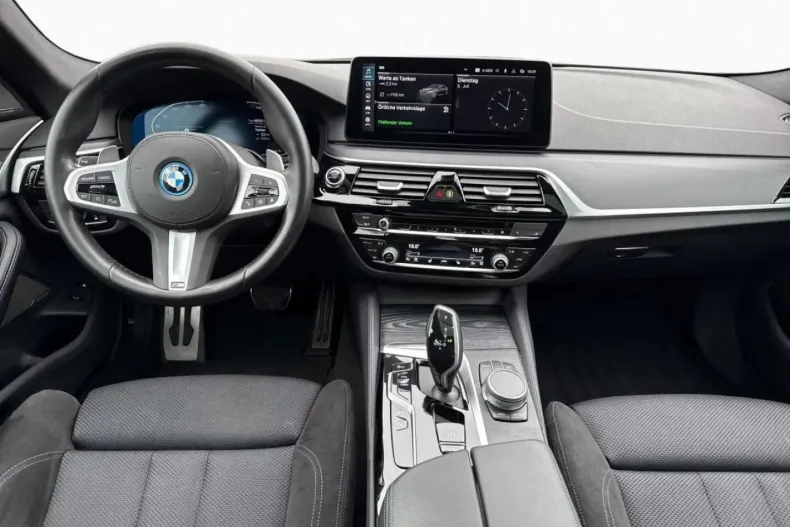 BMW 545 din 2022 cu 69.217 km - oferta BMW105352 - foto 8